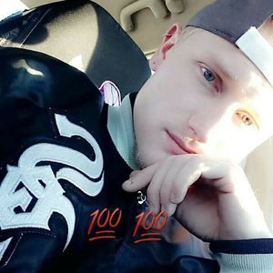 Meet your Posher, Tye